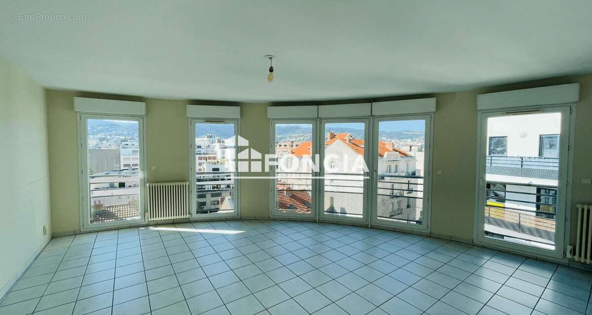 Appartement à CLERMONT-FERRAND