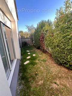 Maison familiale T5 de 105 m2 avec jardin & stationnement - photo 3