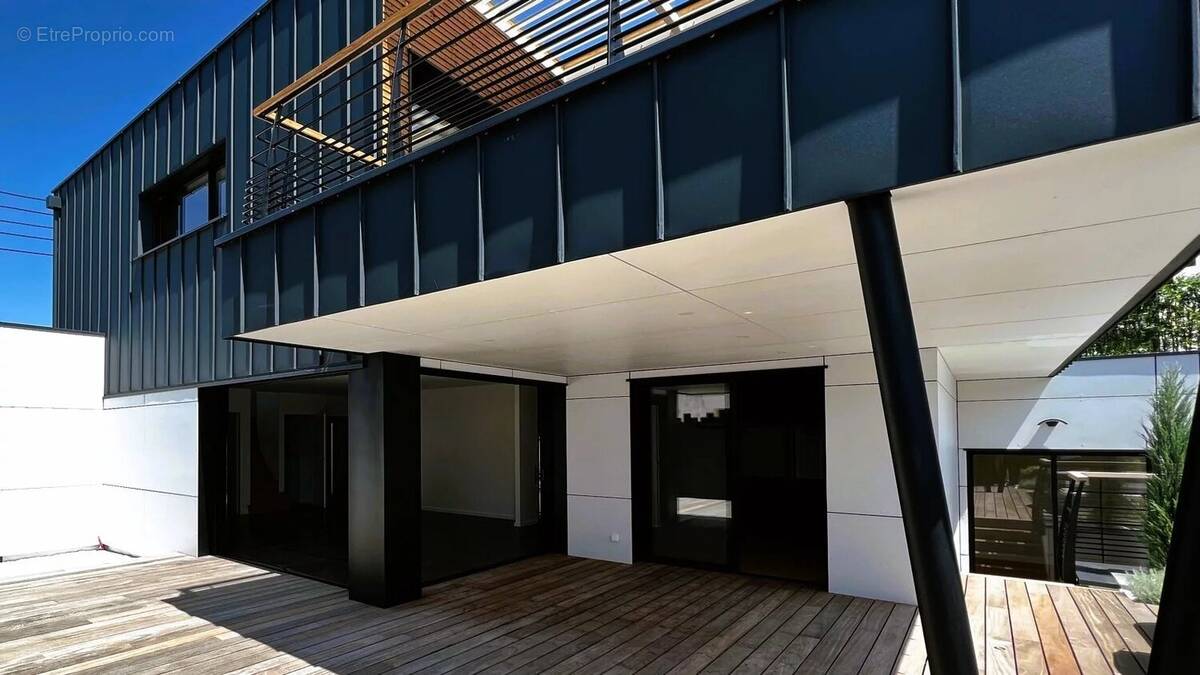 Maison à VAUX-SUR-MER