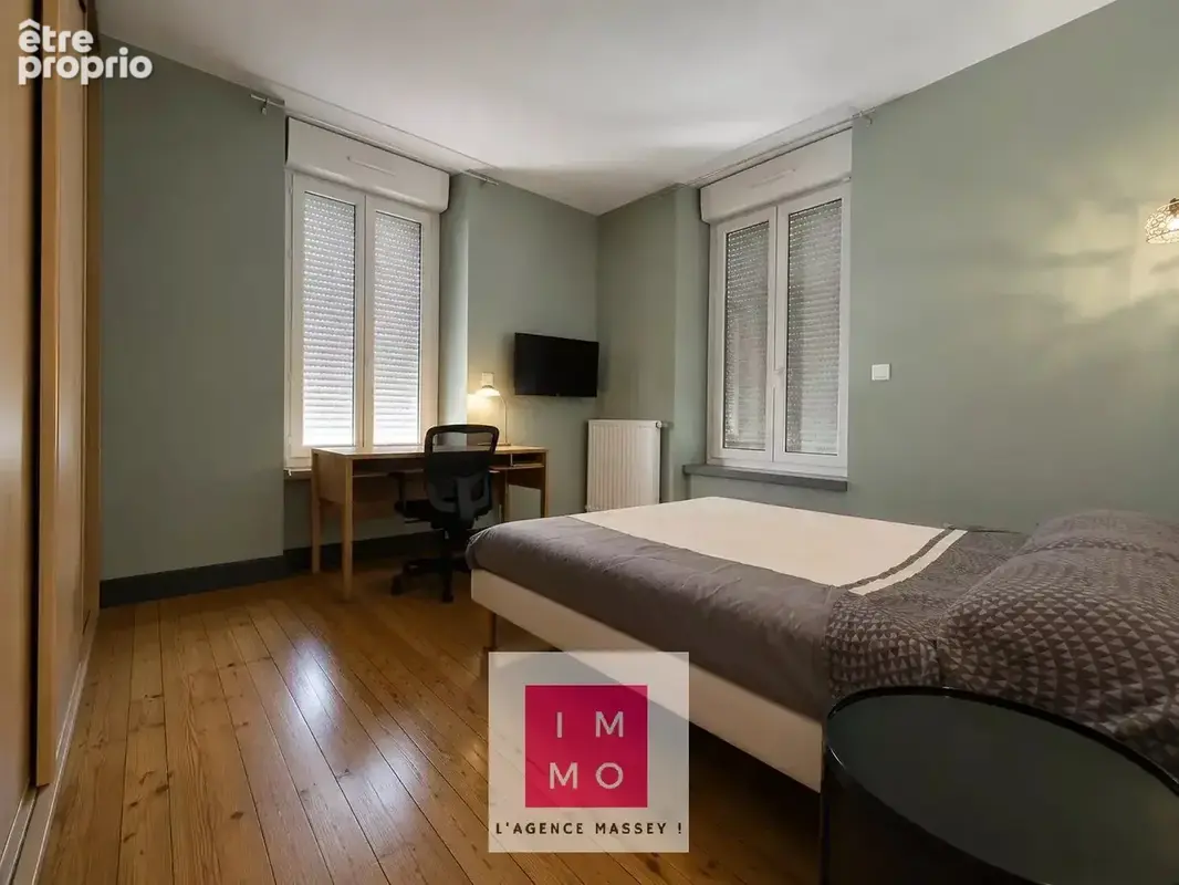 TARBES – Grand duplex de caractère, 4 chambres, terrasse, garage 26m² et parking - photo 16