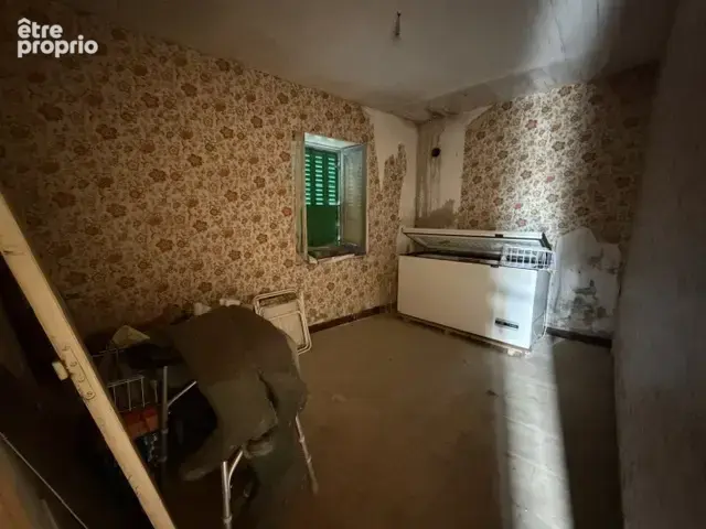 MARCILLAT - Maison à rénover - photo 19