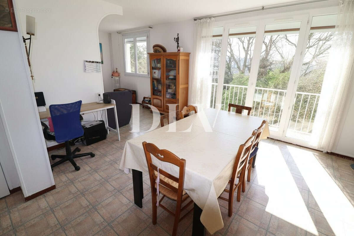 Appartement à AVON