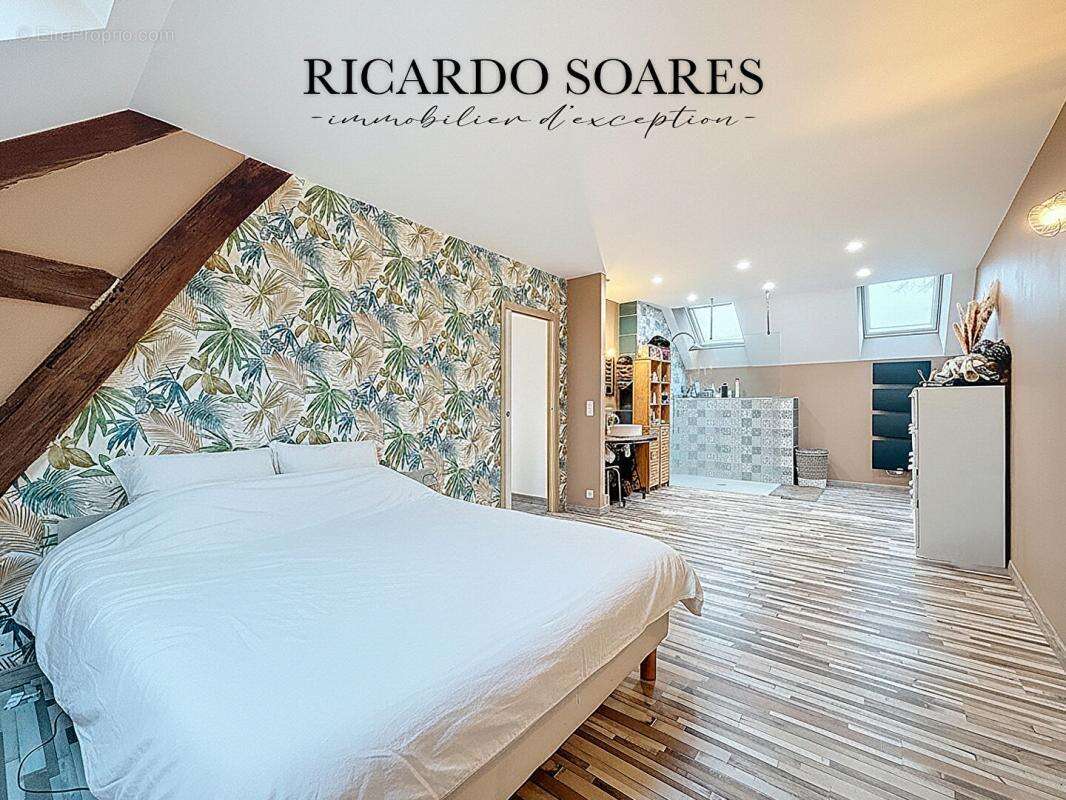 Appartement à ESTREES-SAINT-DENIS