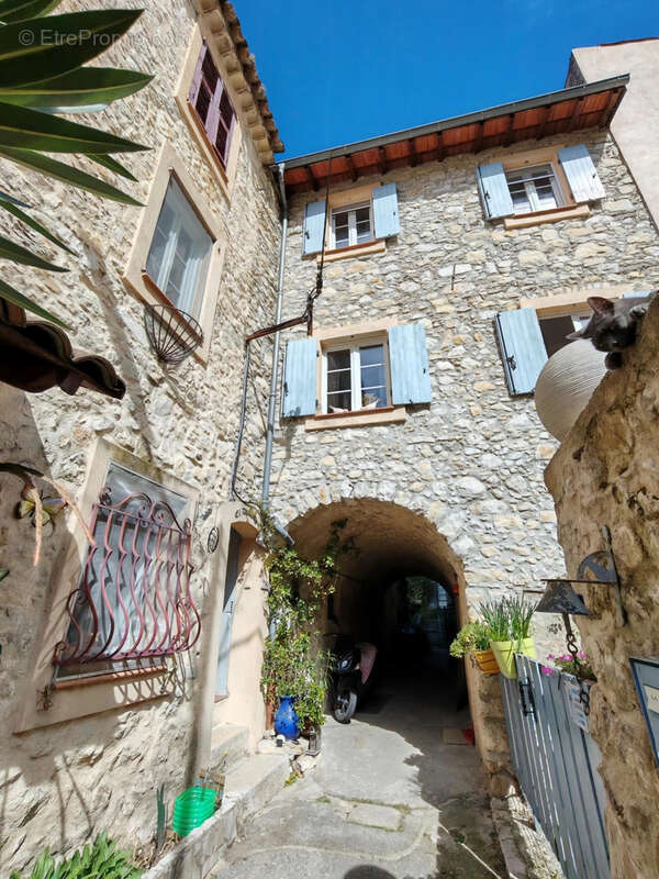 Maison à LA TRINITE