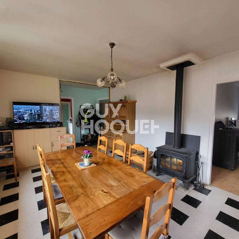 Maison à SERY-MAGNEVAL