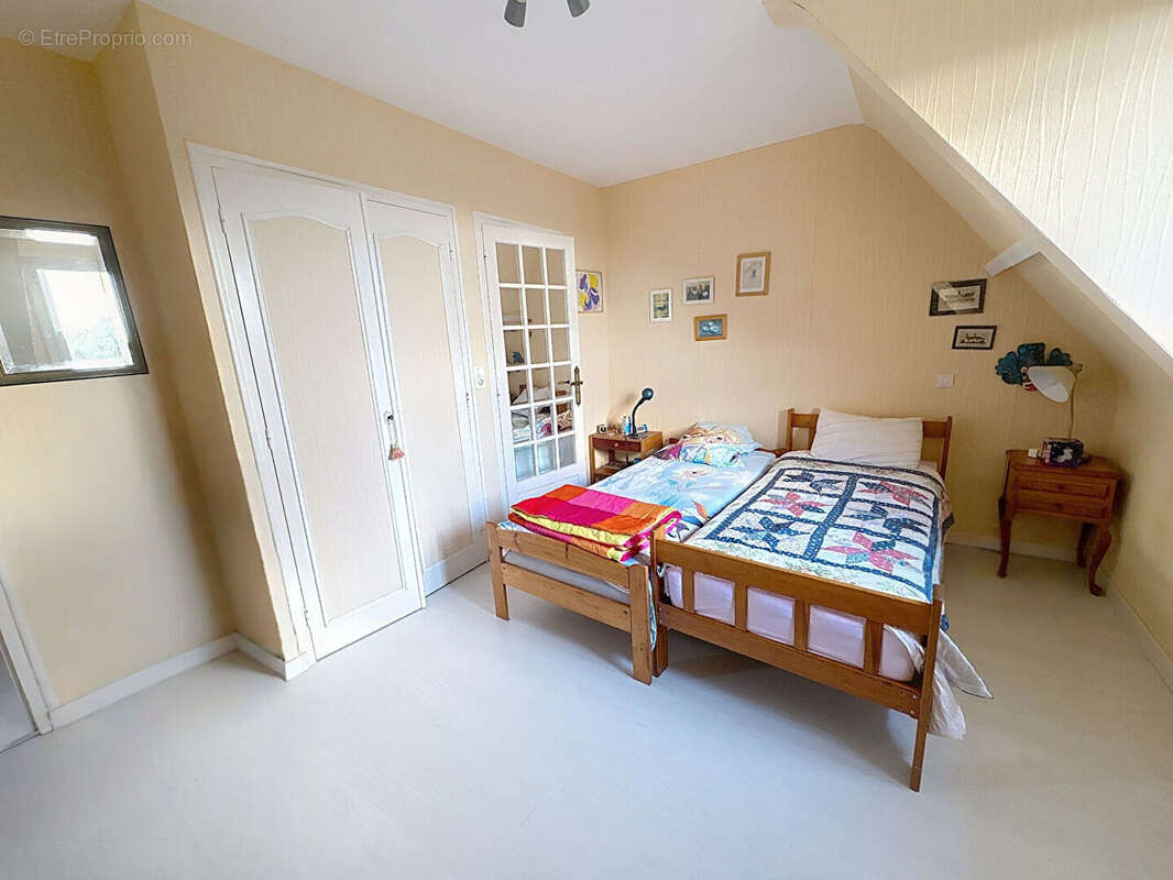 Maison à LE POULIGUEN