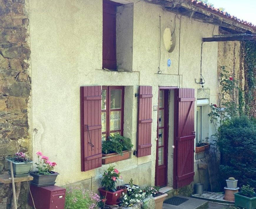 Maison à SAINT-CHRISTOPHE