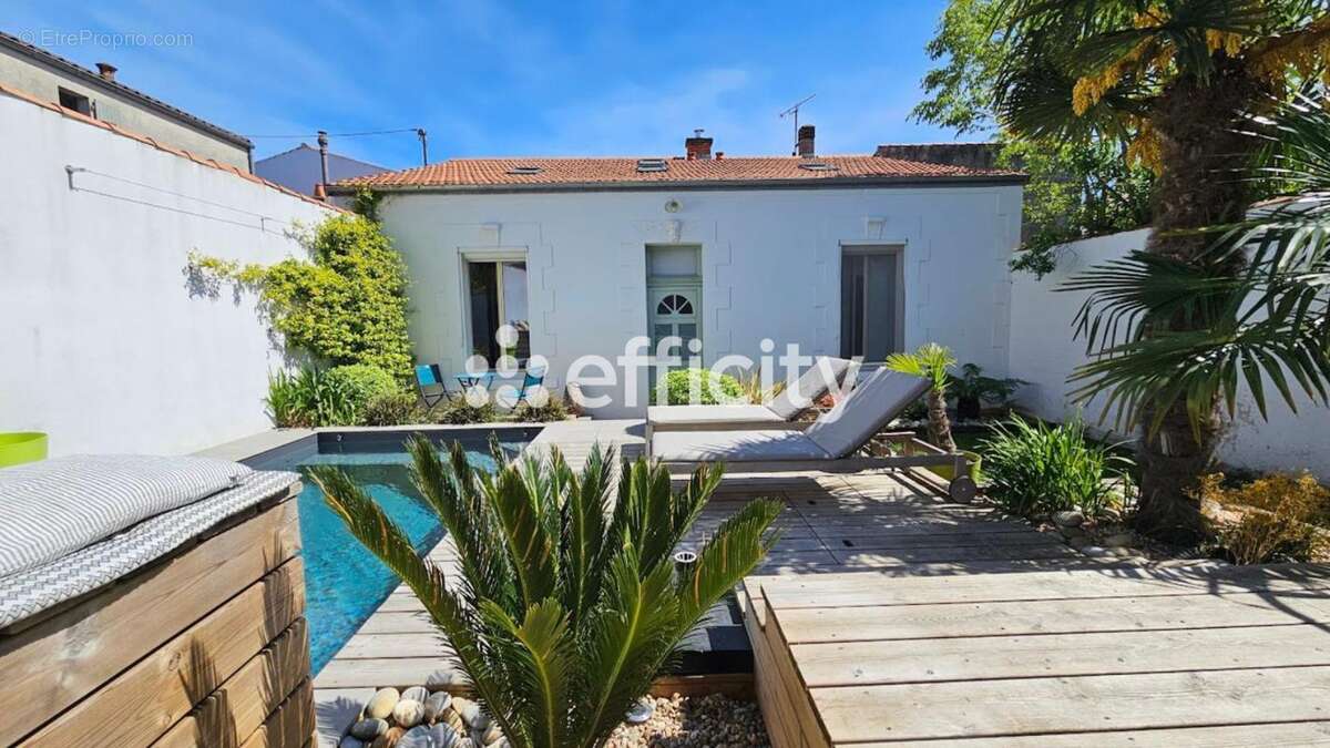 Maison à LA ROCHELLE