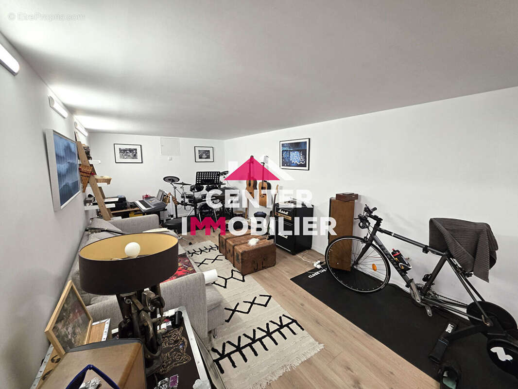 Maison à MAISONS-LAFFITTE