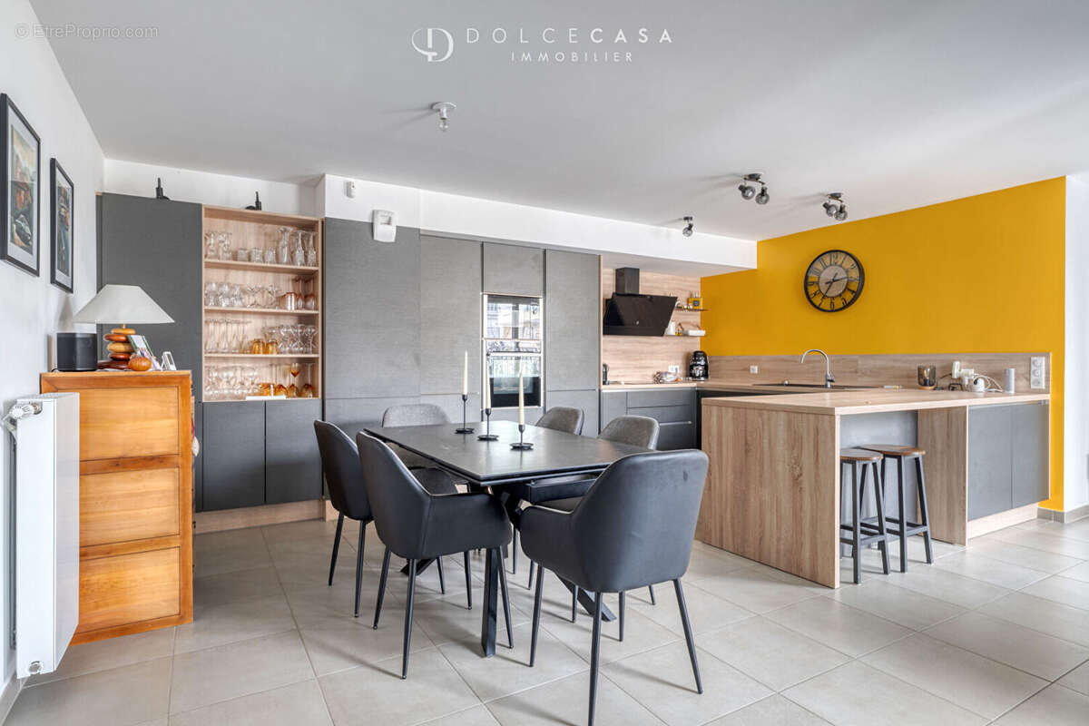 Appartement à NOGENT-SUR-MARNE