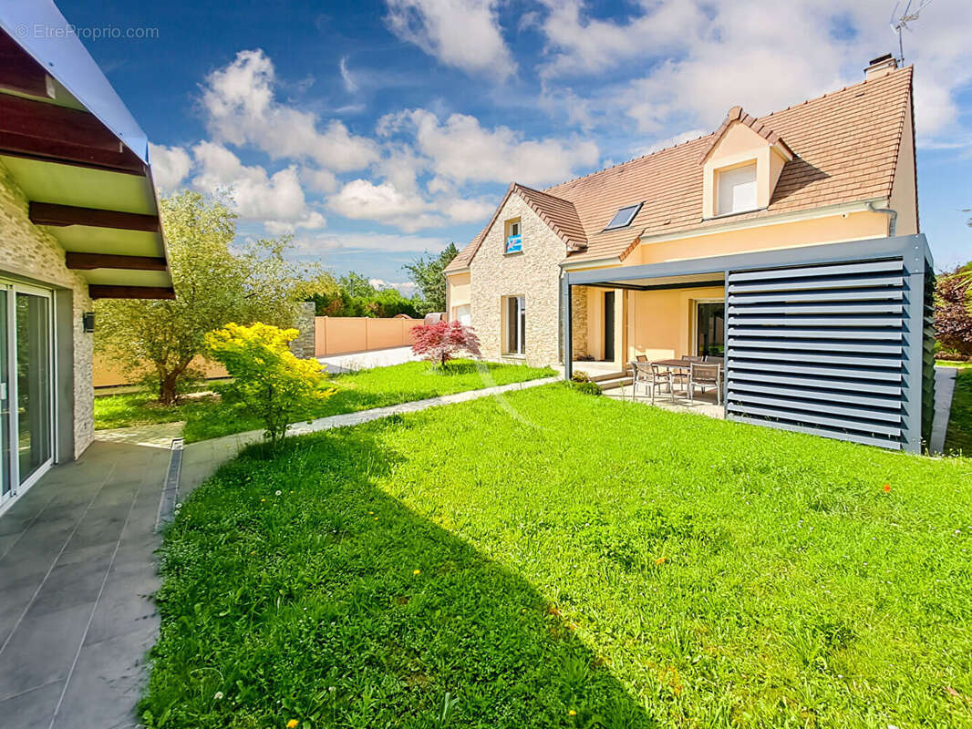 Maison de Haut Standing à Ollainville 7 pièces avec 5 chambres, 152 m² + Dépendance de 19 m² - photo 18