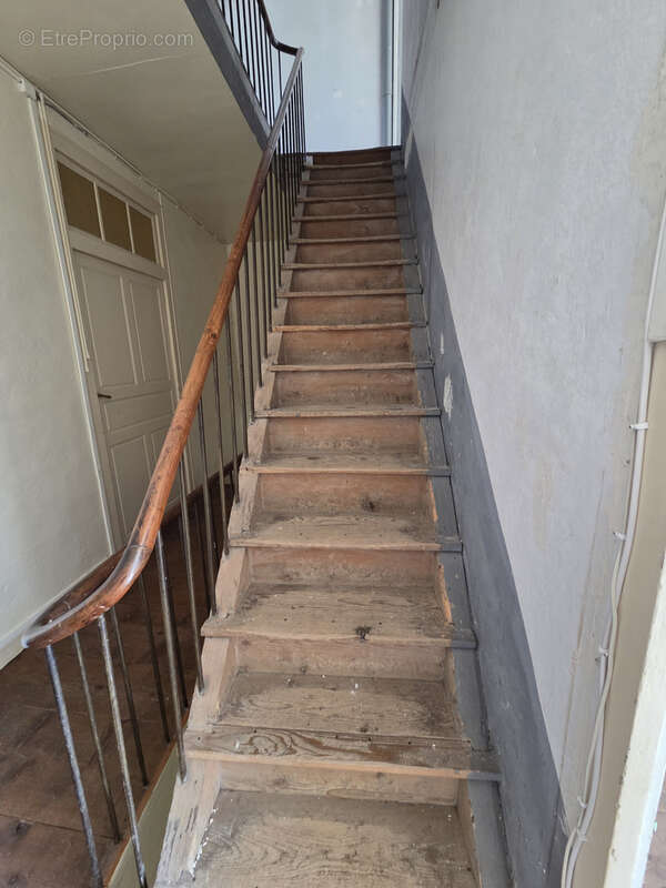Maison à LA MOTTE-CHALANCON