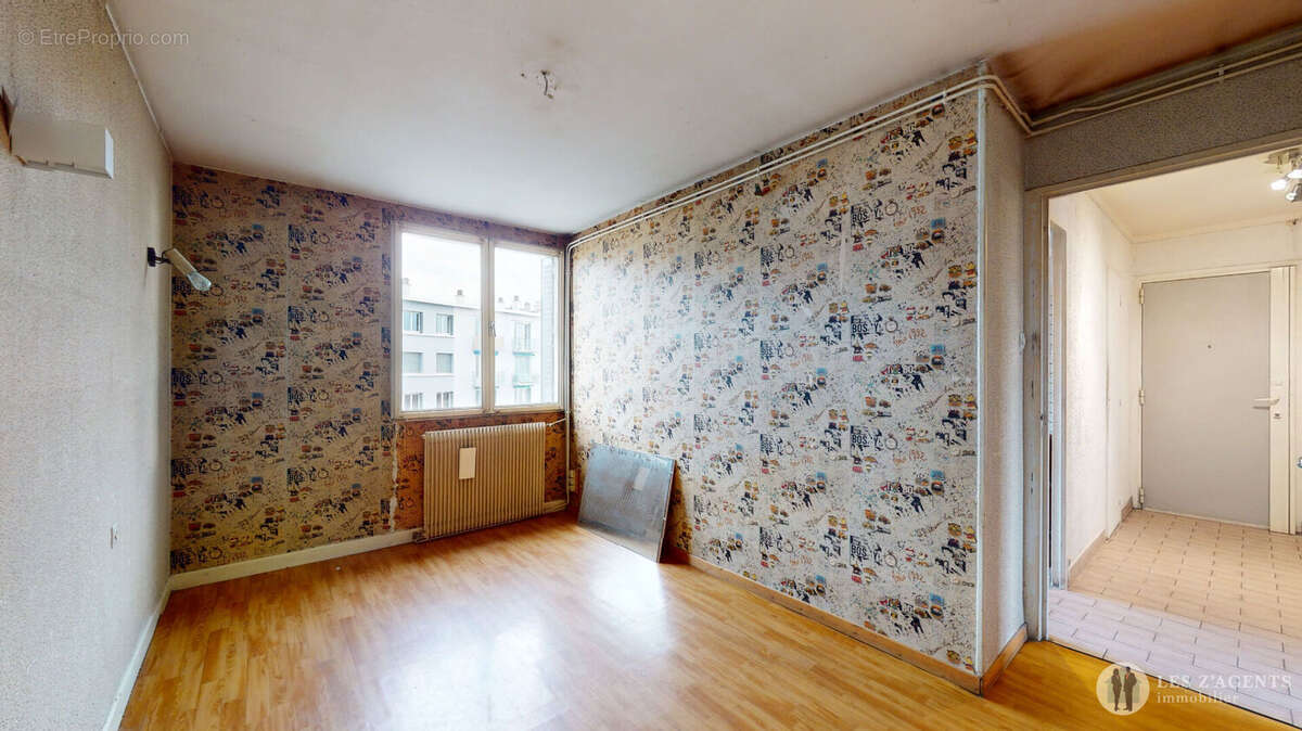 Appartement à SAINT-MARTIN-D'HERES