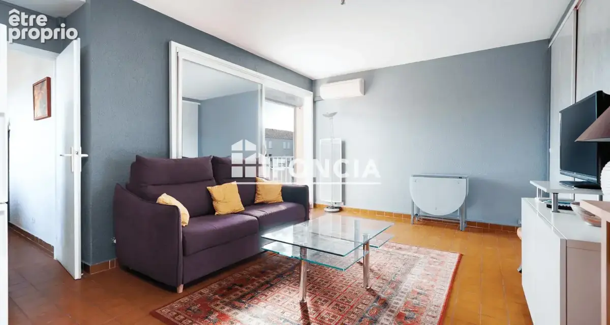 VALRAS - 2 pieces - terrasse - parking - photo 2