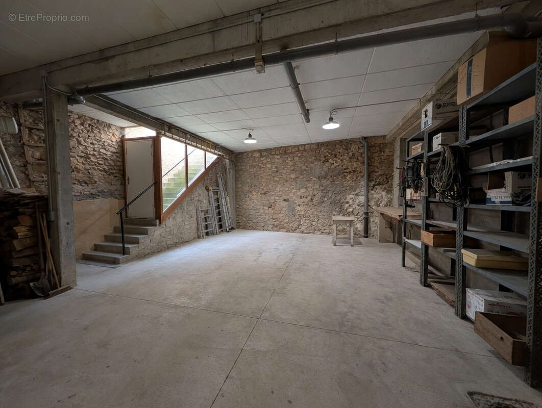 Maison à EPERNON