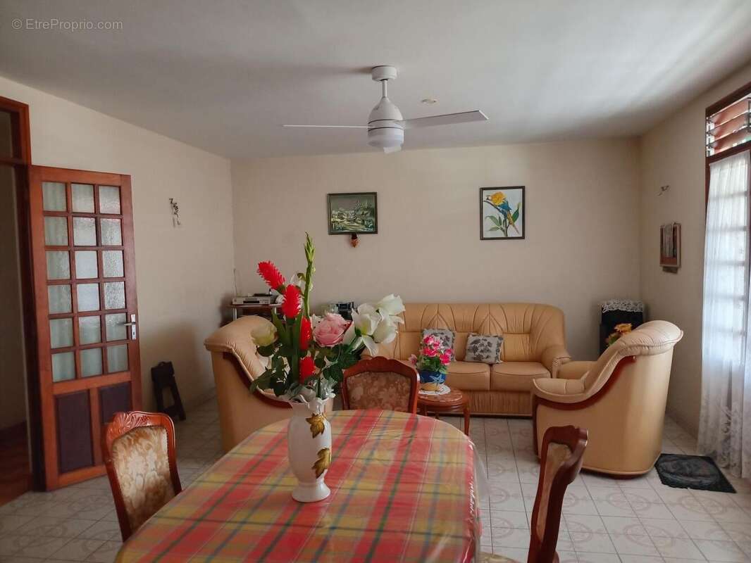 Photo 2 - Maison à POINTE-NOIRE