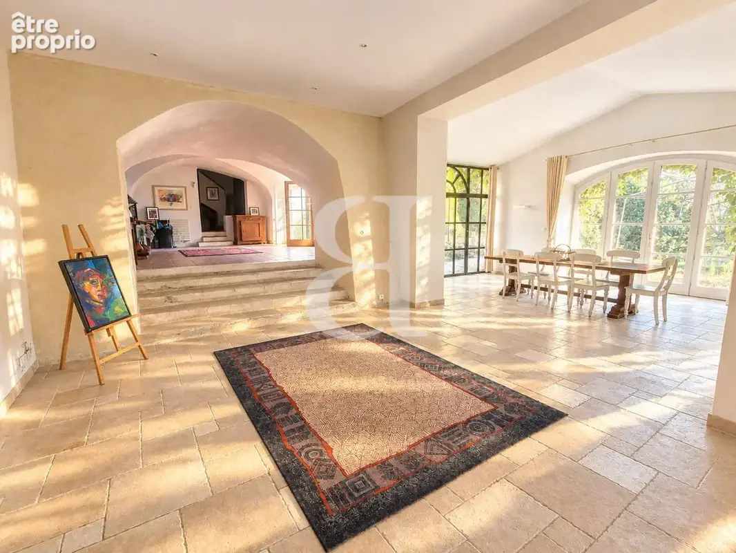 Maison 12 pièces 354 m² à vendre à Grignan (26230) - photo 7