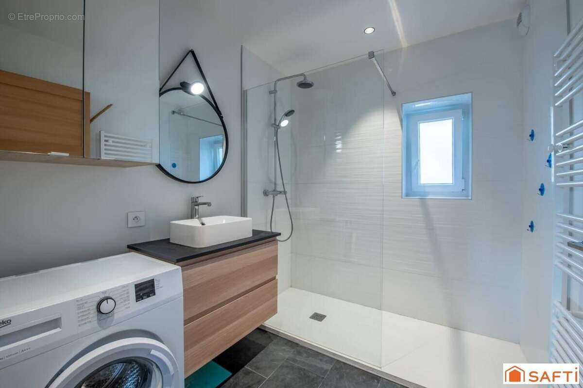 Appartement 78 m² à Lons  - photo 9