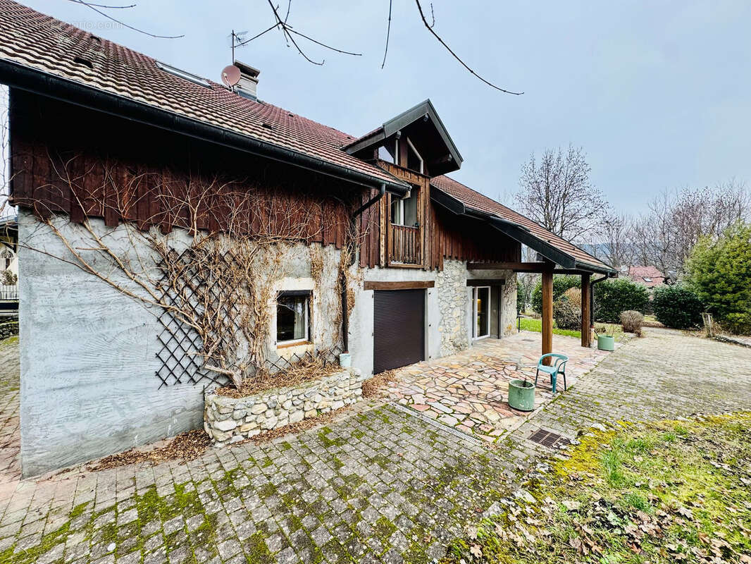 Maison à ALLONZIER-LA-CAILLE