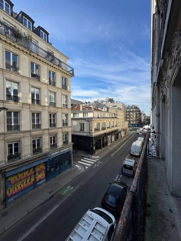 Appartement à PARIS-11E