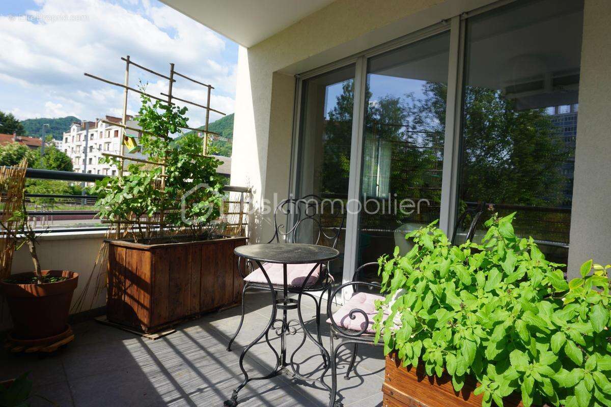 Appartement à VOIRON