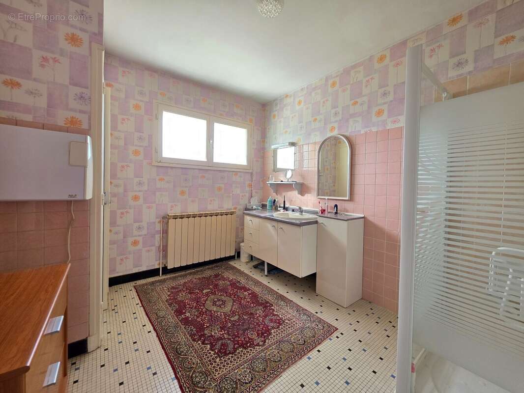 Maison à SAINT-ETIENNE-EN-BRESSE