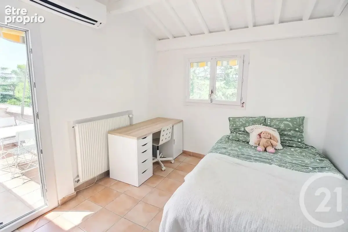 Maison 135 m² à Roquefort-Les-Pins  - photo 13