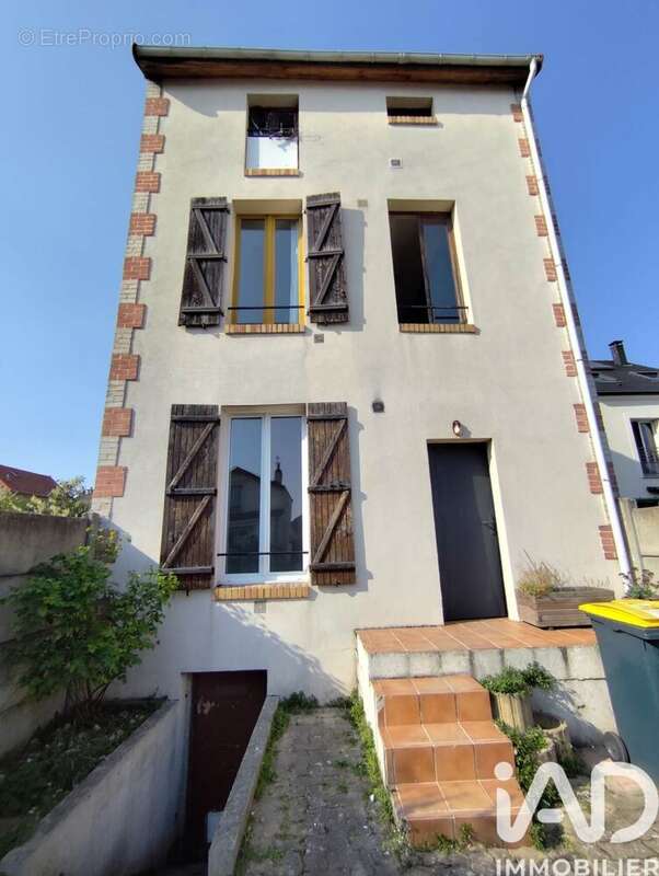 Photo 2 - Appartement à COLOMBES