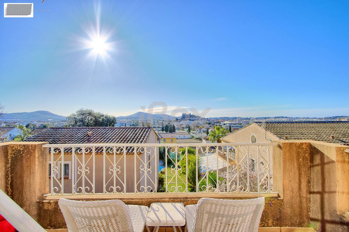 Appartement à LA GARDE