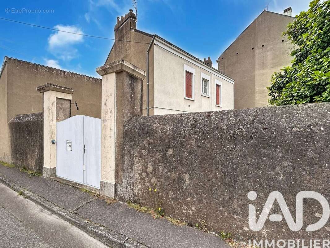 Maison 130 m² à Nantes  - photo 2