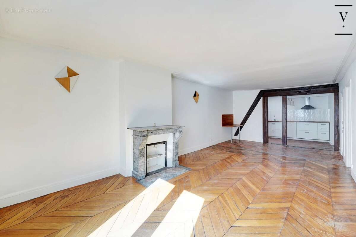 Appartement à PARIS-4E