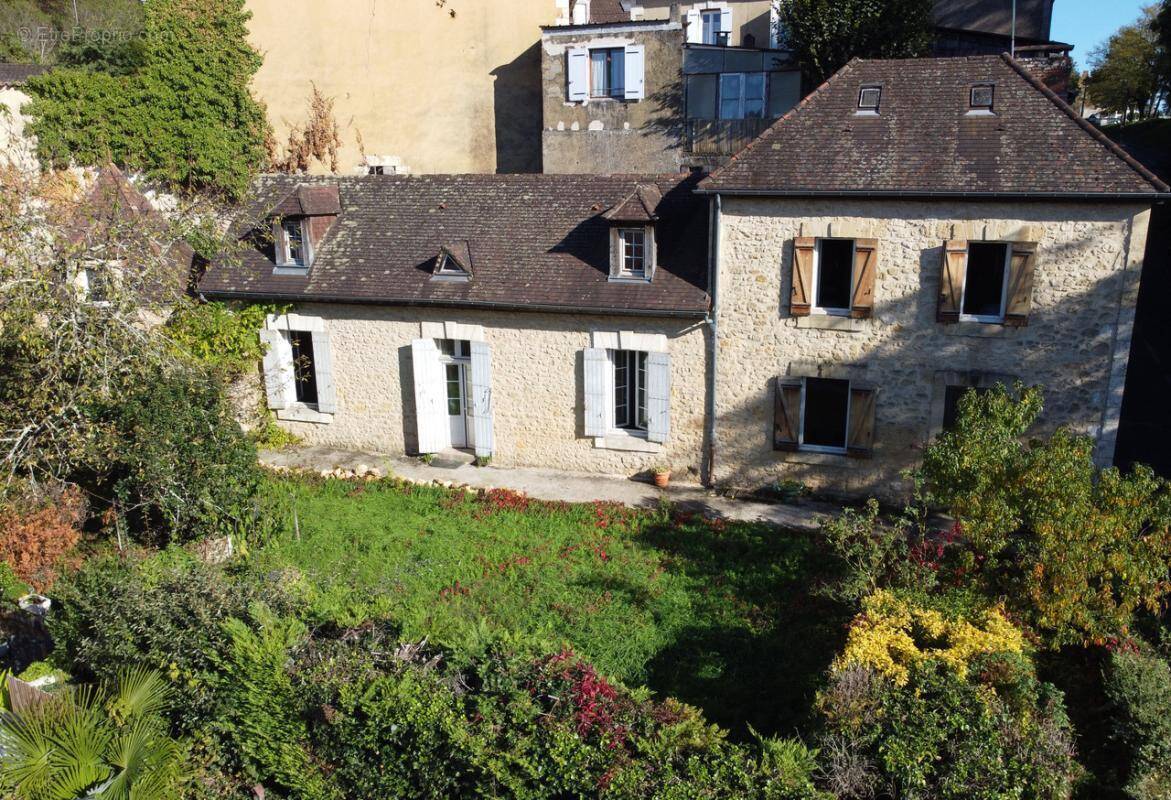Maison à SARLAT-LA-CANEDA