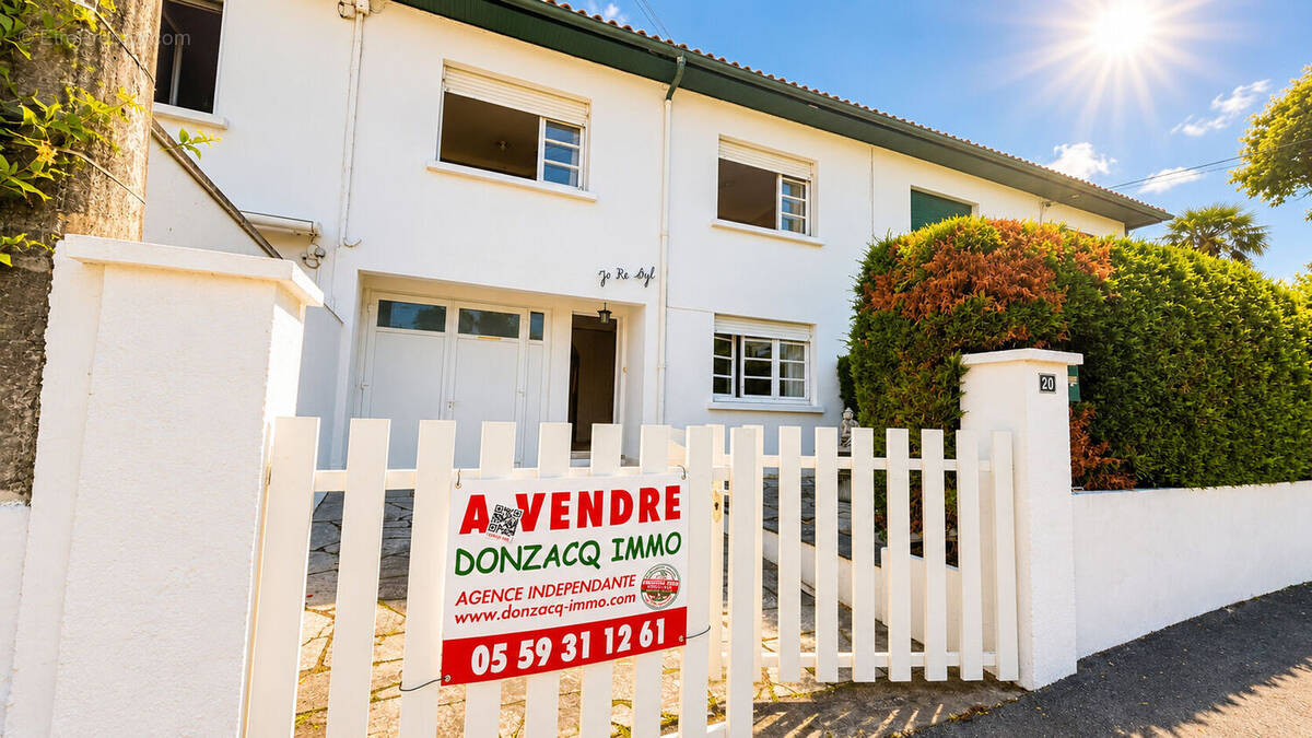 Photo 1 - Maison à ANGLET