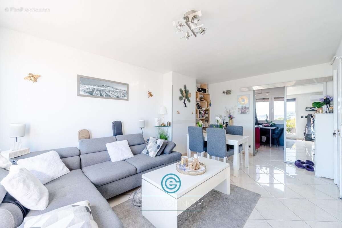 Appartement à MARSEILLE-15E