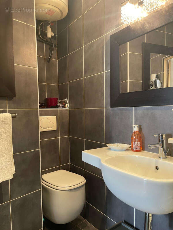 Appartement à PARIS-1E