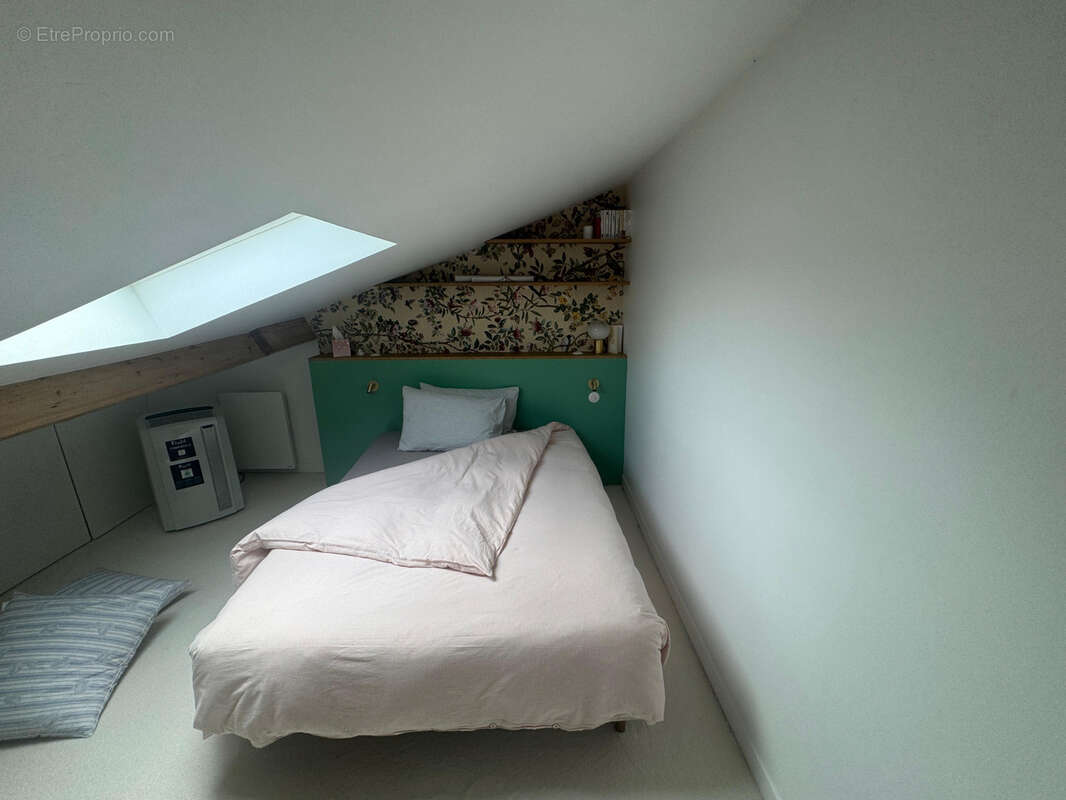 Appartement à CHARENTON-LE-PONT