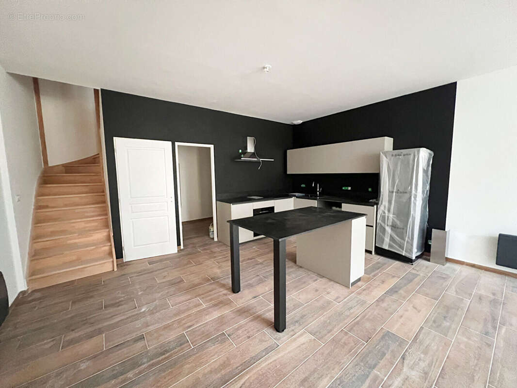 Appartement à BYANS-SUR-DOUBS