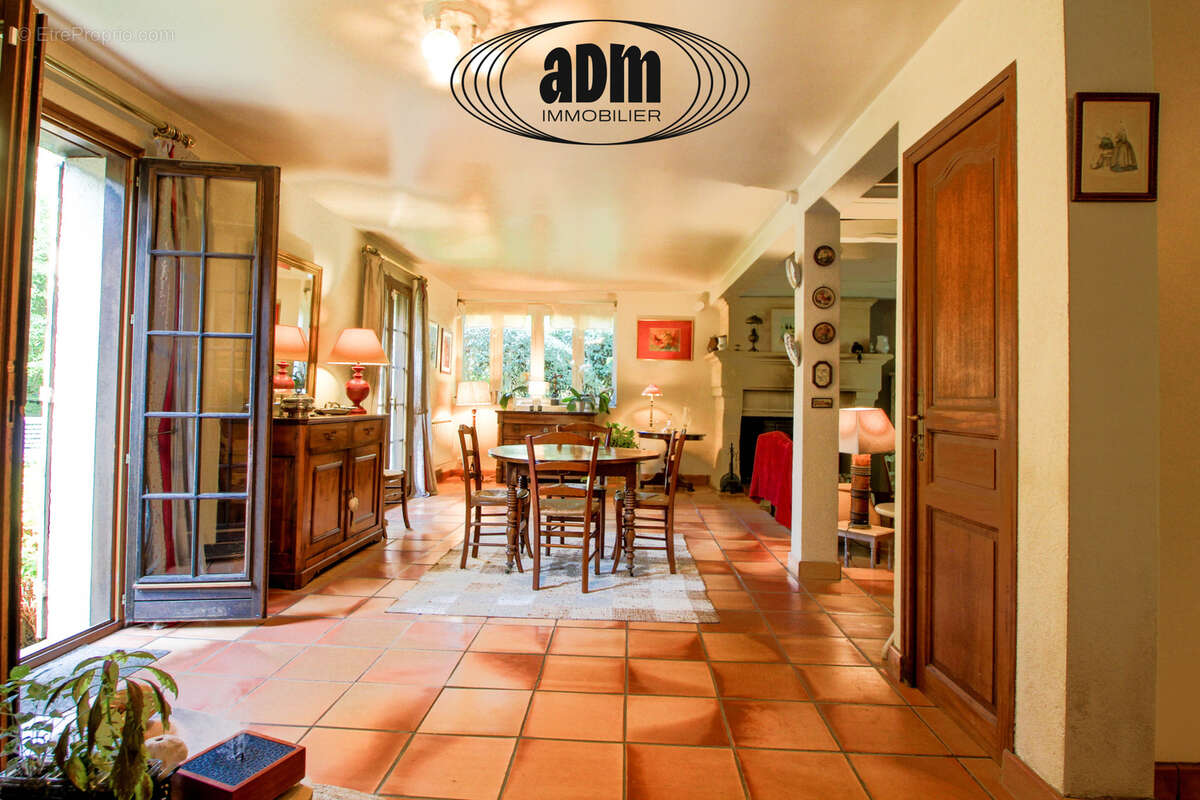 Maison à BAILLY-ROMAINVILLIERS