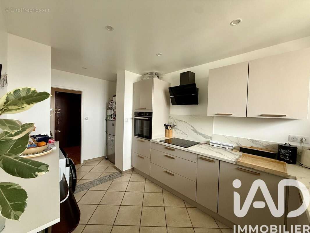 Photo 5 - Appartement à COMPIEGNE