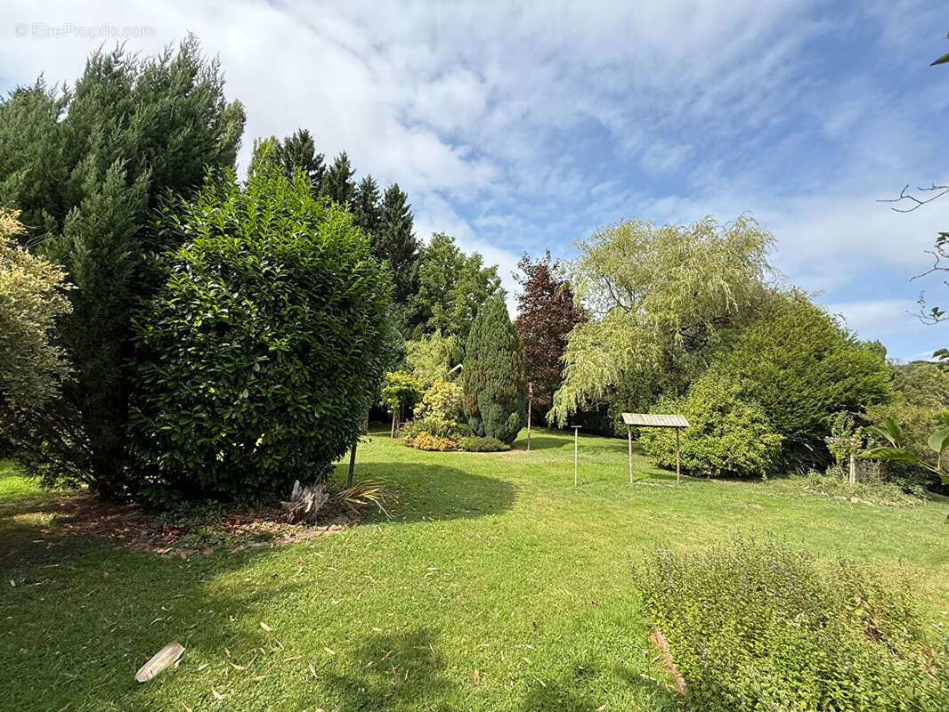 Maison à ISSANCOURT-ET-RUMEL