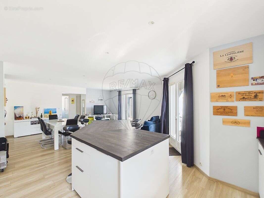 Maison à LES MATHES