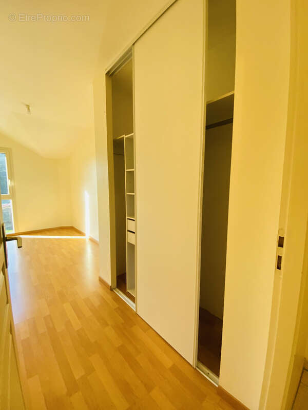 Maison à ENTRE-DEUX-GUIERS