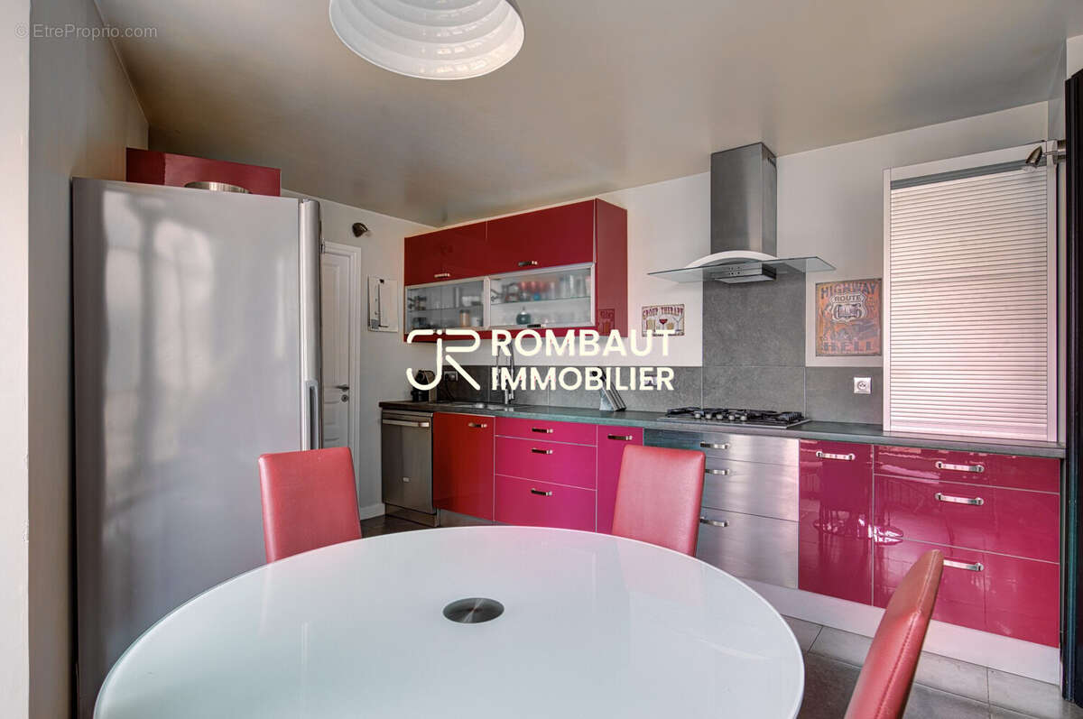 Appartement à LA CELLE-SAINT-CLOUD