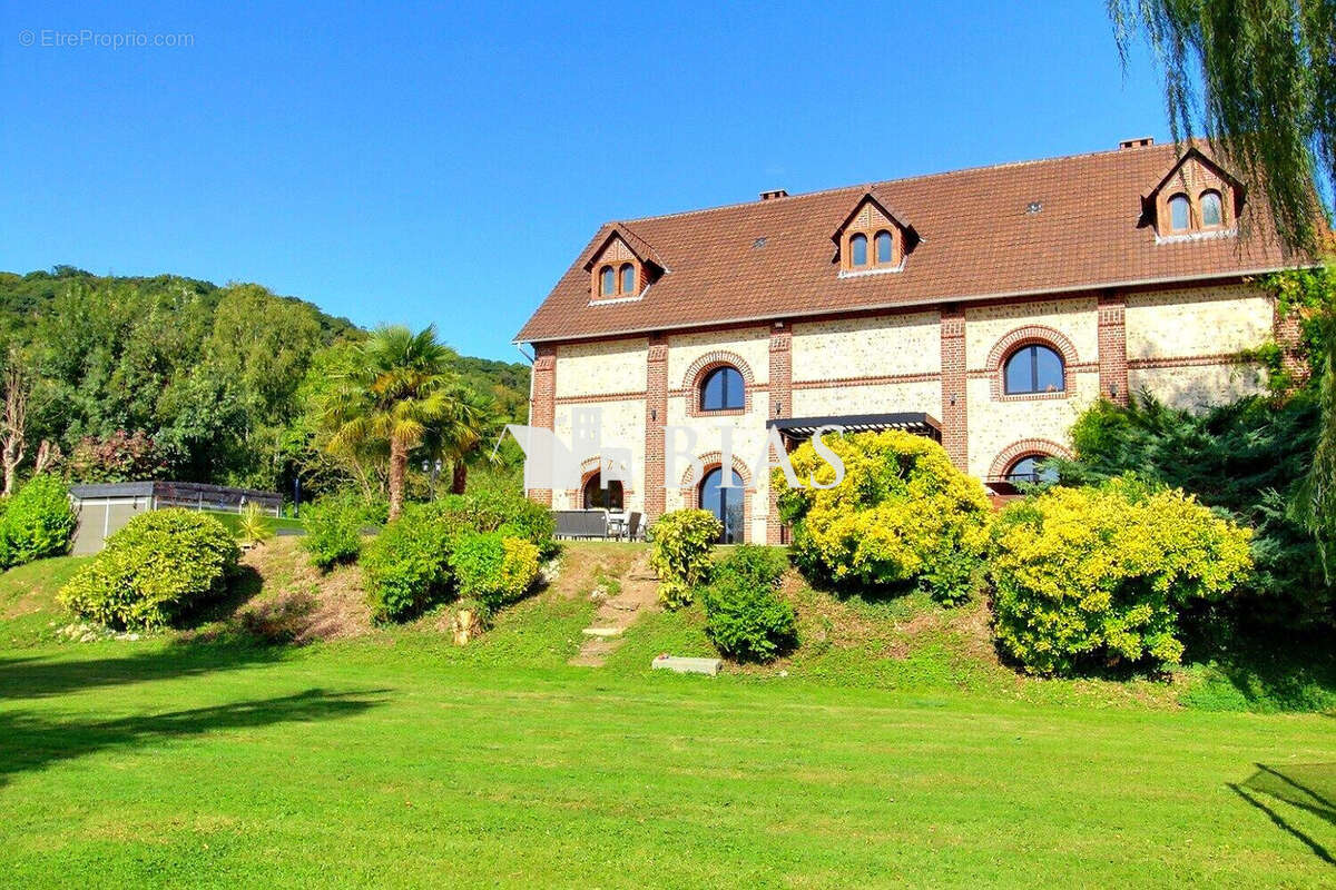 Maison à HENOUVILLE