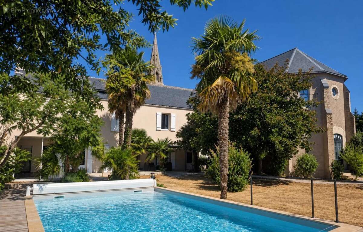 Domaine de réception de charme avec piscine - Parcelle 1 912 m² - photo 11