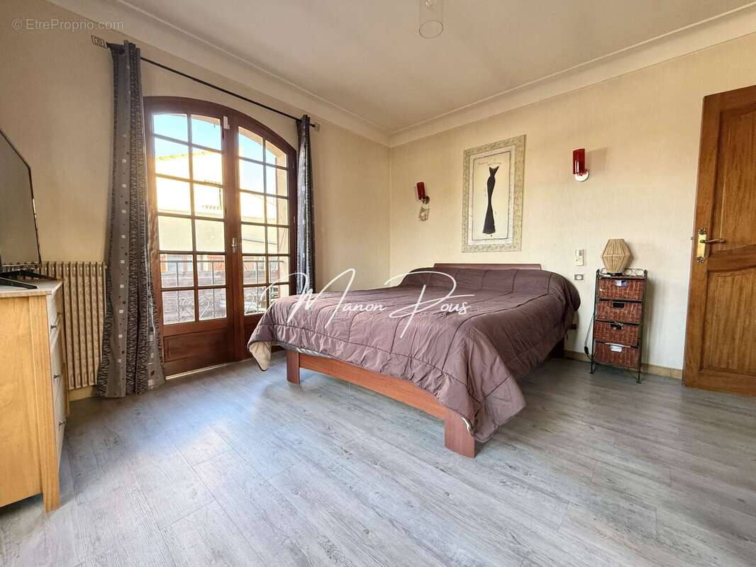 Maison à SAINT-ESTEVE