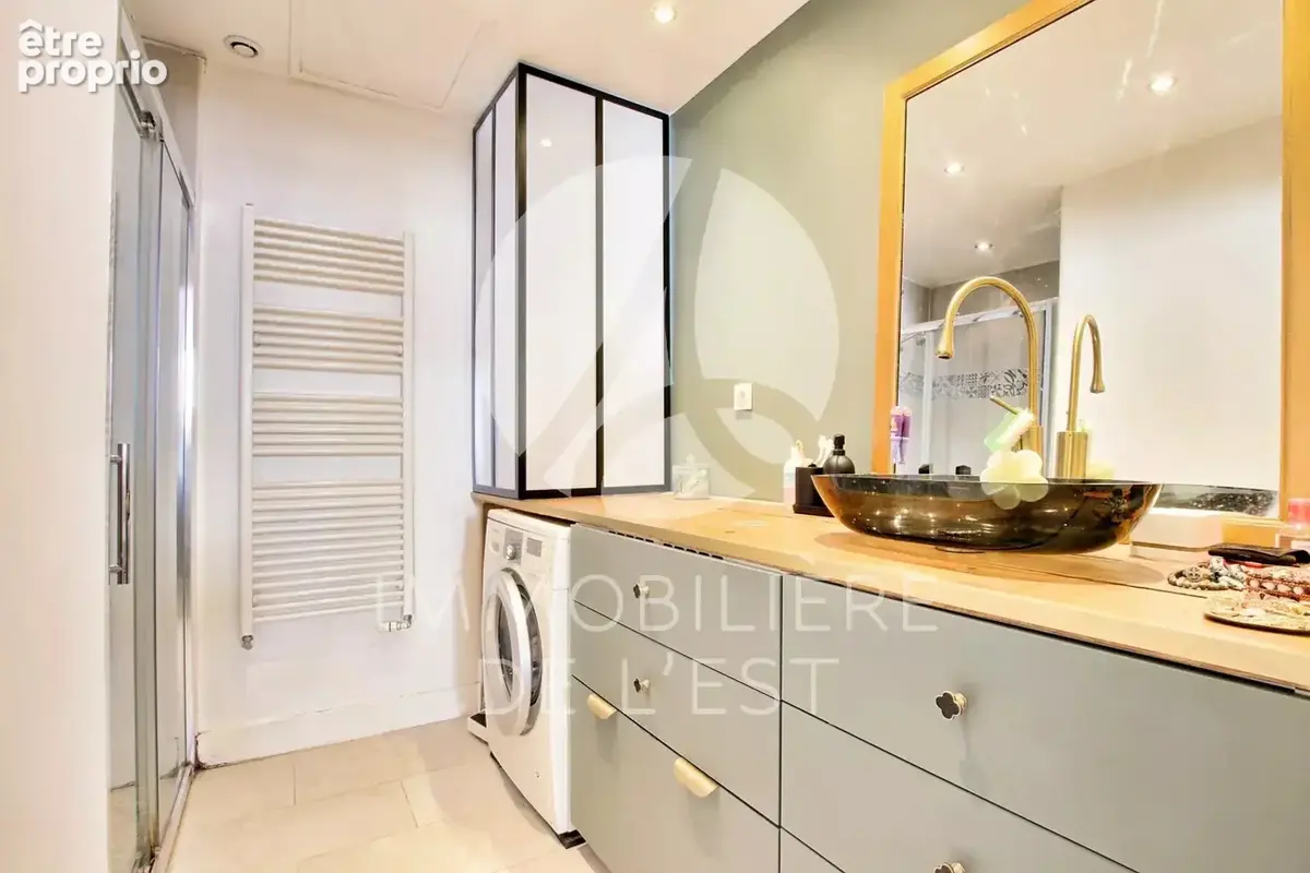 T3 - monplaisir - 65m² - photo 4