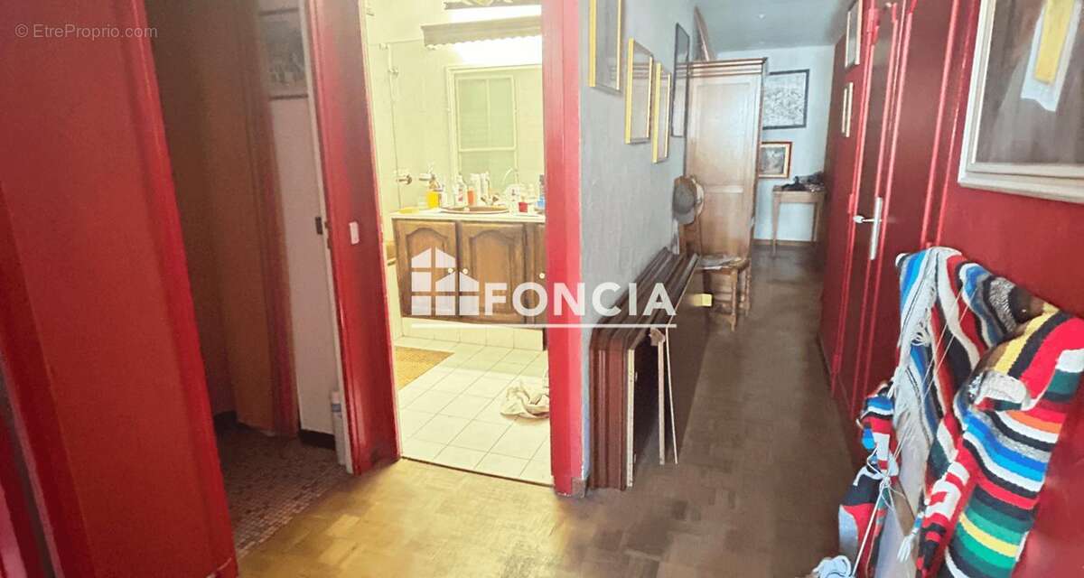 Appartement à MARSEILLE-9E