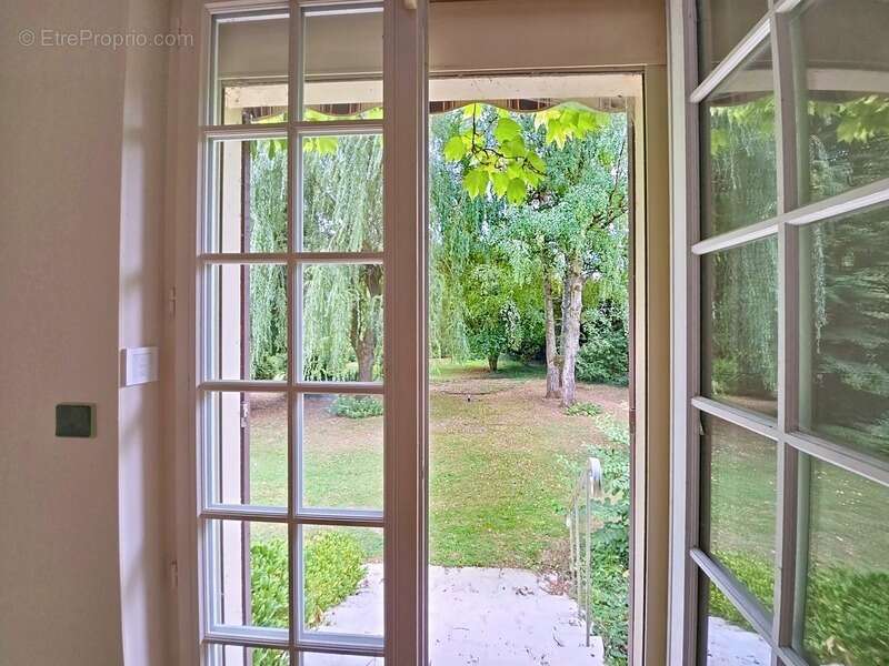 Maison à ANIZY-LE-CHATEAU