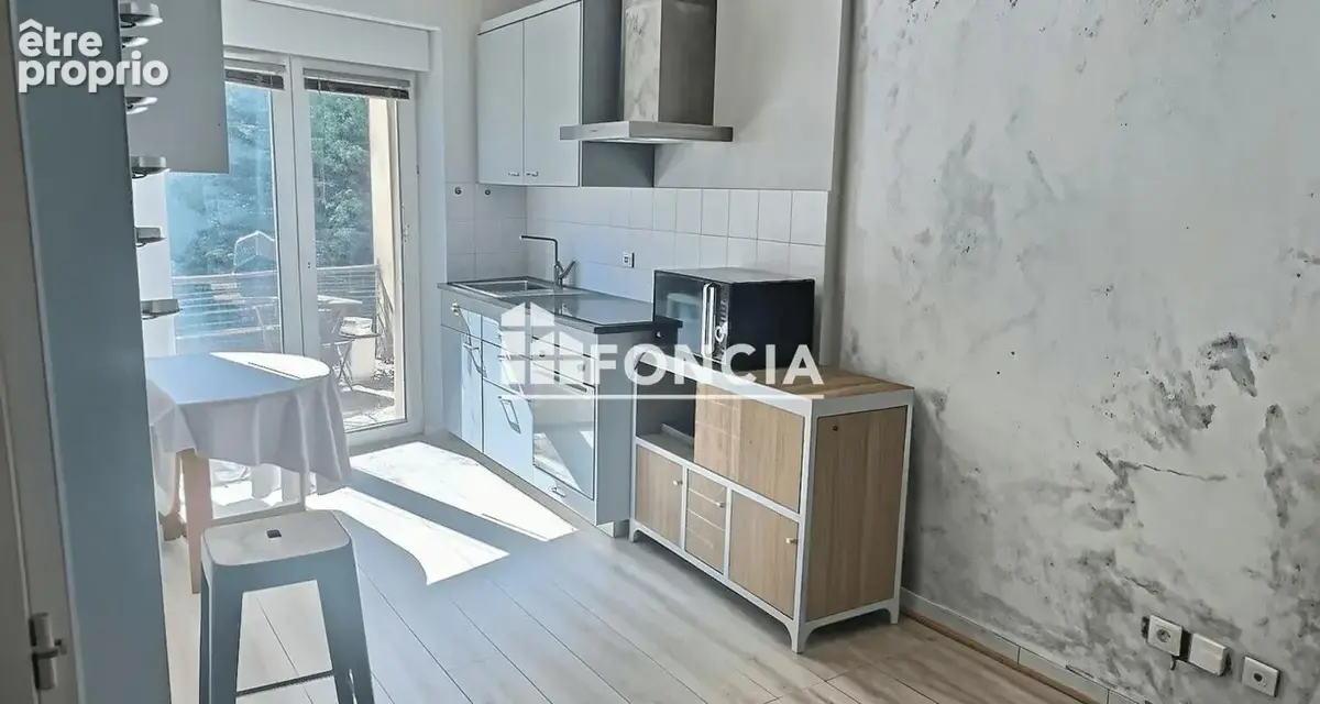 Appartement type 2 loué - photo 2